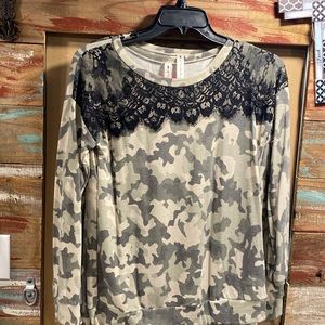 Vanilla bay, long sleeve, camo top, with black lace neckline